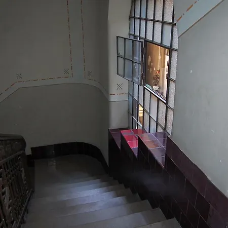 3 Bedrooms Suite, 2 Bathrooms, Balcony At Opera Lejlighed