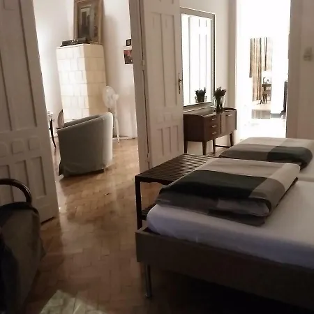 3 Bedrooms Suite, 2 Bathrooms, Balcony At Opera Lejlighed *